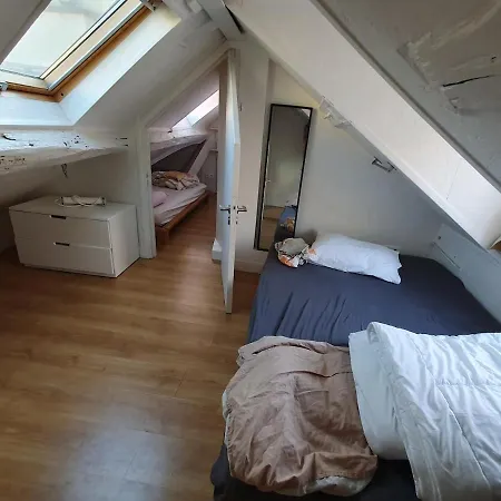 En Duplex Avec 3 Chambres, Au 4e Et Dernier étage Appartamento