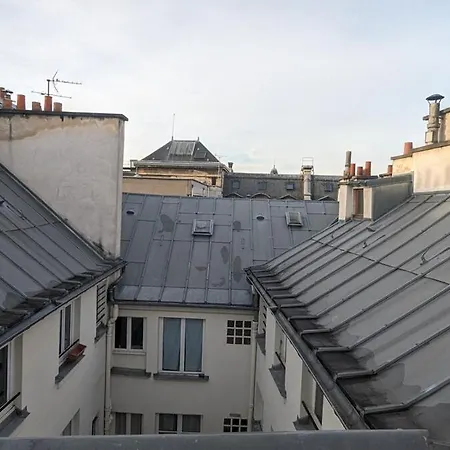 En Duplex Avec 3 Chambres, Au 4e Et Dernier étage * Parigi