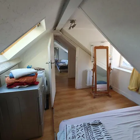 Appartamento En Duplex Avec 3 Chambres, Au 4e Et Dernier étage *