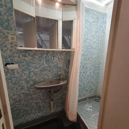 En Duplex Avec 3 Chambres, Au 4e Et Dernier étage Appartamento
